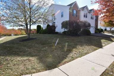 Main picture of 290 Hampshire Dr
