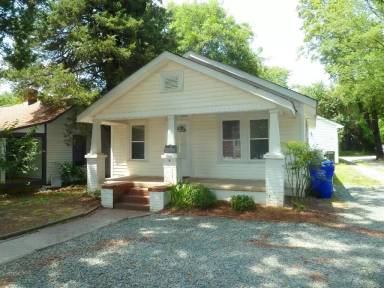 Main picture of 508 W Cameron Ave