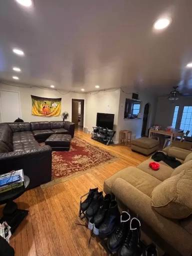 Main picture of 35 Unger Ln