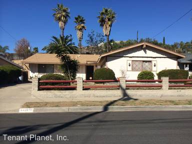 Main picture of 6450 Hayward Way