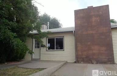 Main picture of 806 E 25th St