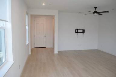 Main picture of 2703 Coronado Ln