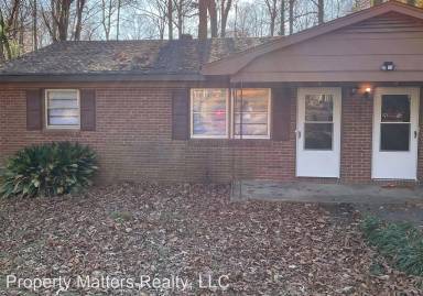 Main picture of 2313 Woodbridge Dr