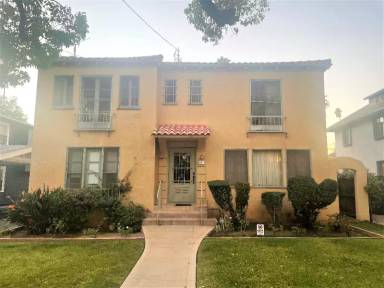 Main picture of 141 N Bonnie Ave