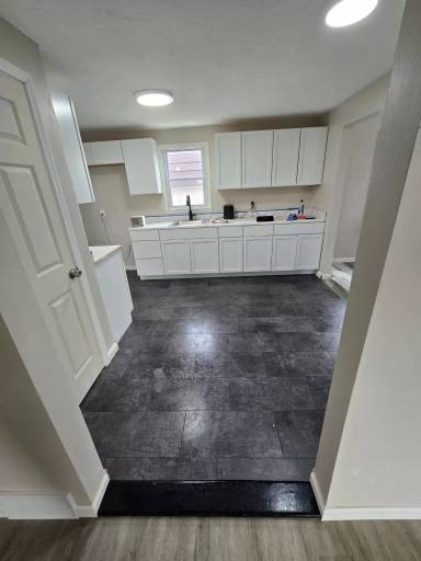 Main picture of 181 69th St