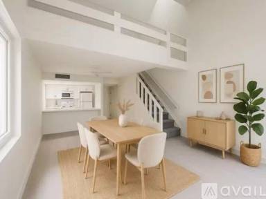 Main picture of 1100 Turner St