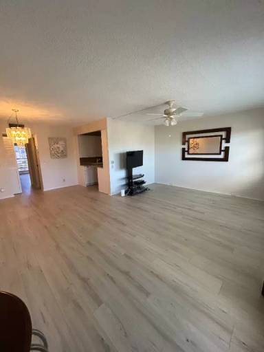 Main picture of 4087 Cornwall E