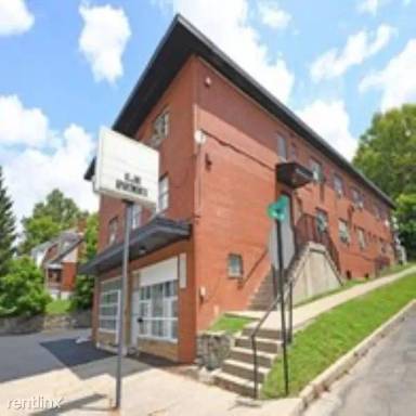 Main picture of 5200 Carthage Ave