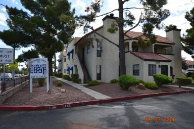 Main picture of 6113 W Oakey Blvd