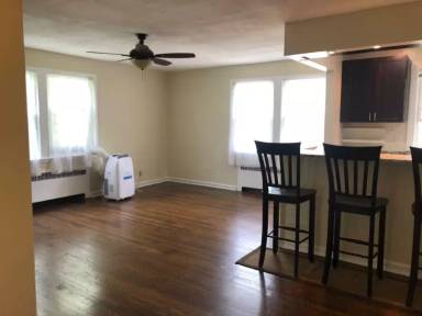 Main picture of 4000 Beecher St NW