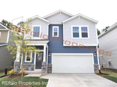 Main picture of 1025 Depot Dr