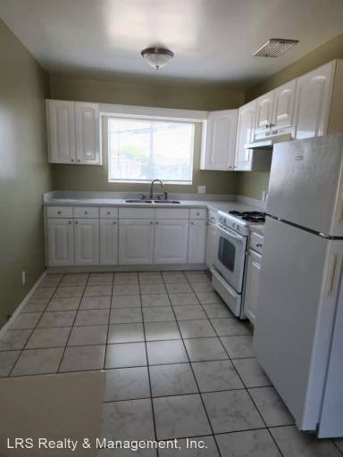 Main picture of 1320 Pico Blvd