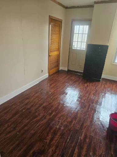 Main picture of 6805 Clark Ave