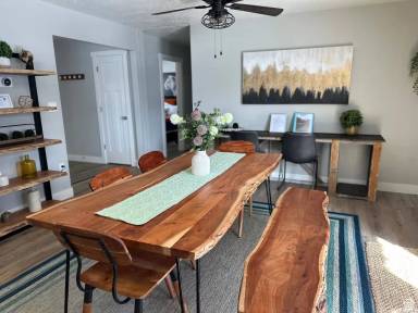Main picture of 702 N 100 W