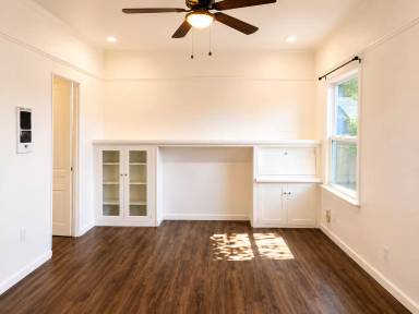 Main picture of 4441 Mississippi St
