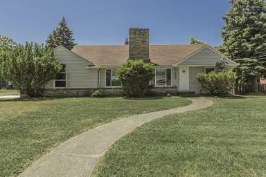 Main picture of 22350 Chardon Rd