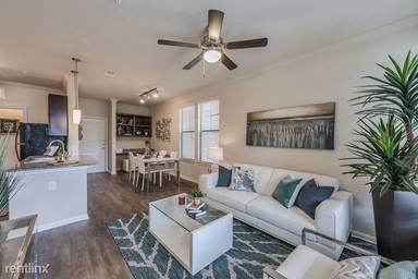 Main picture of Heights West 11th