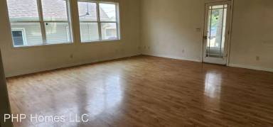 Main picture of 356 Hennepin St
