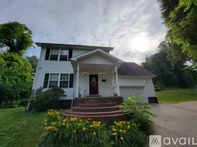 Main picture of 199 Rock Springs Rd