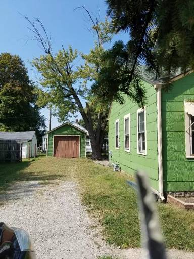 Main picture of 1406 N Denny St