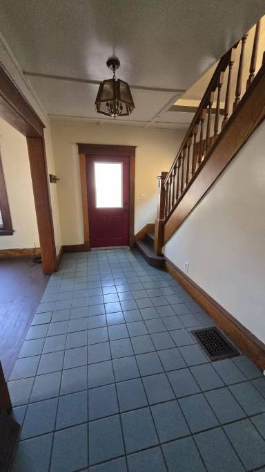 Main picture of 3444 Belden Ave