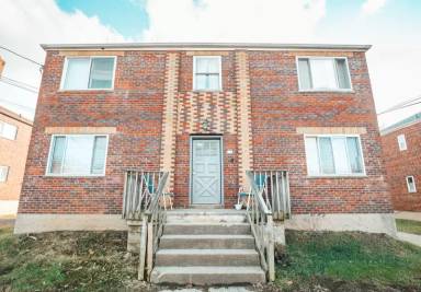 Main picture of 633 Maple Dr