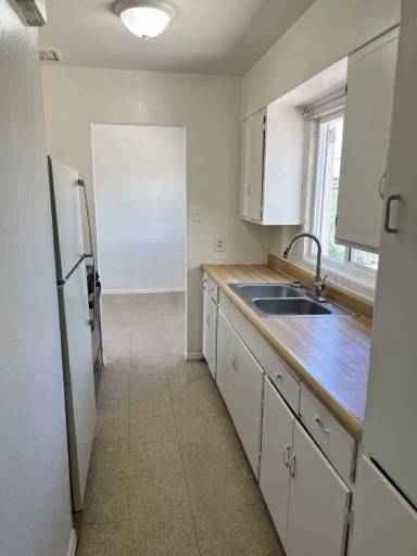 Main picture of 2115 E Monterey Vis