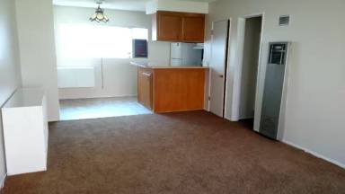 Main picture of 806 S Orange Grove Ave