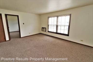 Main picture of 298 High Line St