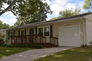 Main picture of 2521 SW Amhurst Rd