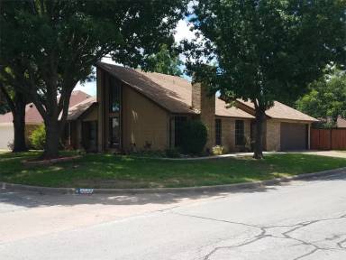 Main picture of 8200 Willow Glen Ct