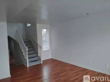 Main picture of 1223 N Eden St