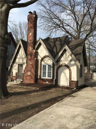 Main picture of 404 E 75th St