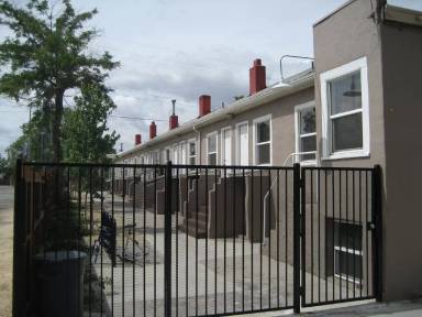 Main picture of 617 Kuenzli St