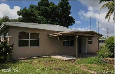 Main picture of 5720 SW 40th Ct