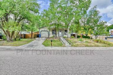 Main picture of 908 Columbine Ave