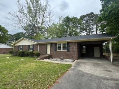 Main picture of 2670 Forrest Dr
