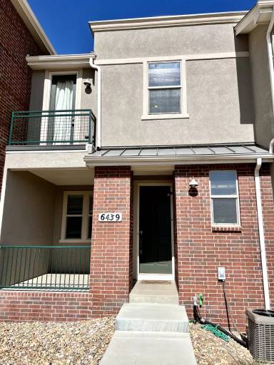 Main picture of 6439 S Potomac St