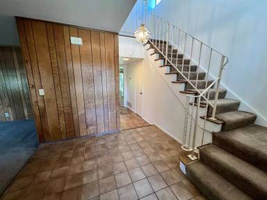 Main picture of 413 Del Oro Ave