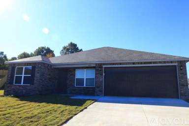 Main picture of 2413 Windy Ln
