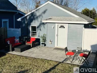 Main picture of 749 1st St