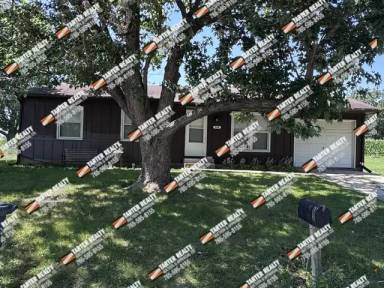 Main picture of 430 N Meadow Ln