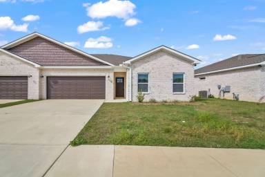 Main picture of 111 Jennie Dr