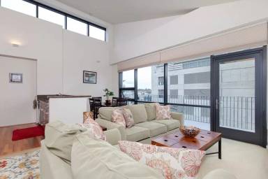 Main picture of Eleventh Avenue