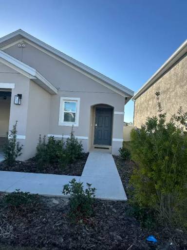 Main picture of 8586 SW 46th Ave