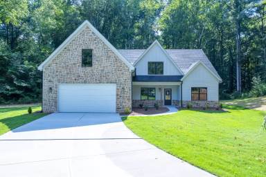 Main picture of 258 Stonebrook Place