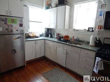 Main picture of 515 Medford St