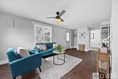 Main picture of 718 7th Ave