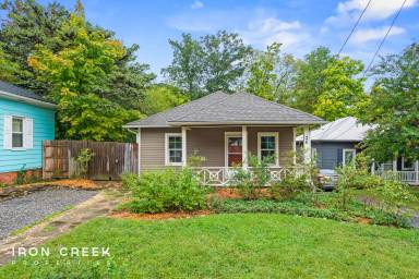 Main picture of 26 Murdock Ave