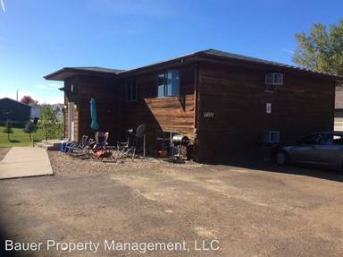 Main picture of 669 7th St SW